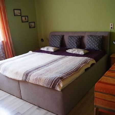 Lovely Apartment In Kirn Buitenkant foto